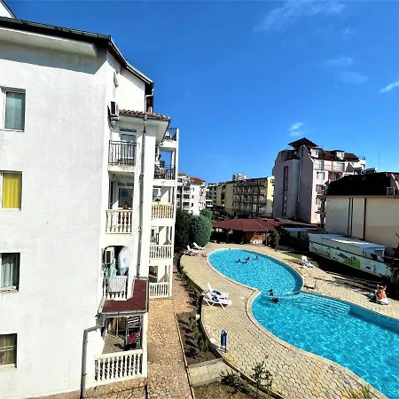 Bravo 5 * Σάνι Μπιτς