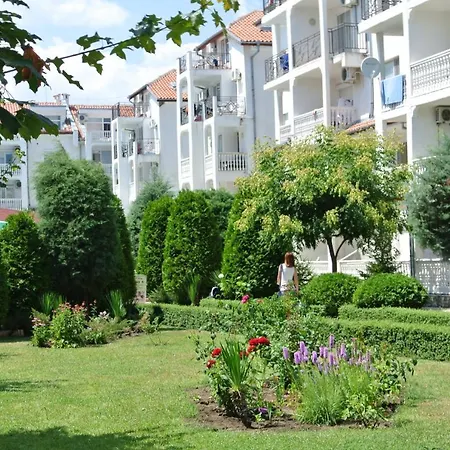 Bravo 5 Apartment