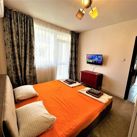 Bravo 5 * Slantchev Briag