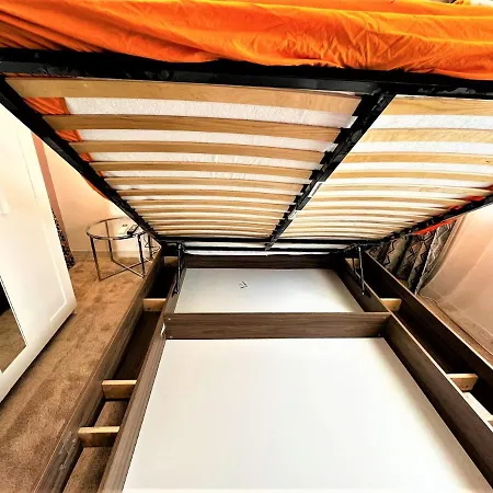 Bravo 5 * Slantchev Briag